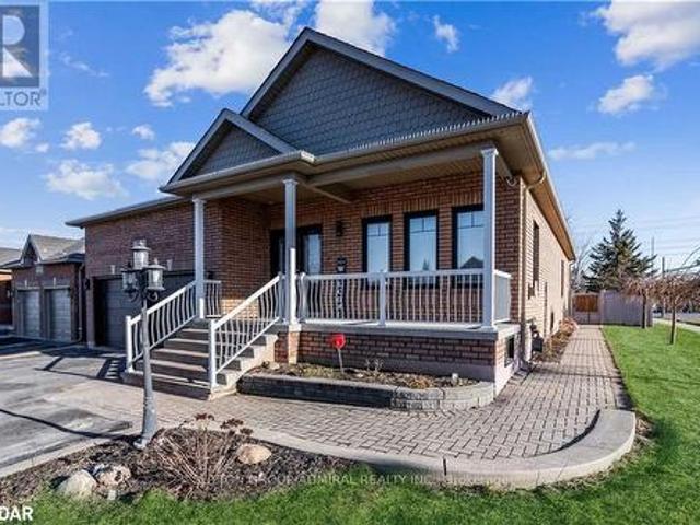 88 Edwards Drive, Barrie, ON, L4N 9K8 house for sale | Listing ID S12028 | Royal LePage