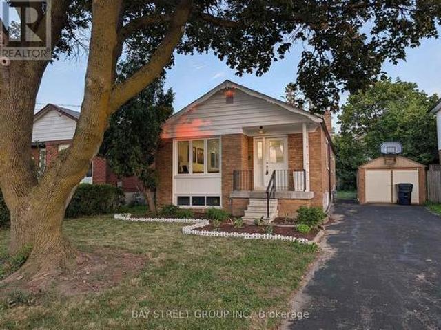 88 Frey Crescent, Toronto, ON, M1R 2C8 house for sale | Listing ID E13575 | Royal LePage