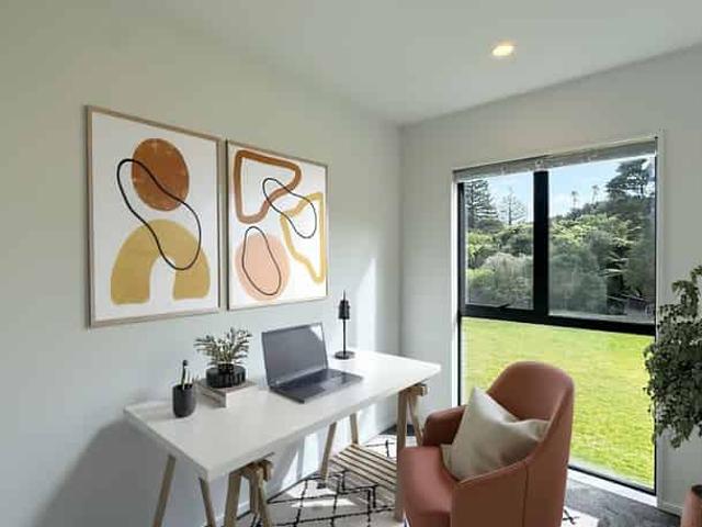 8/8 Lowtherhurst Road, Massey, Waitakere City