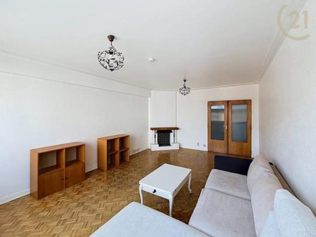 88 m² Apartment – Germoir District