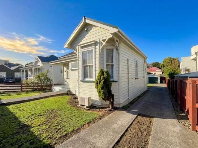 88 Manukau Road, Epsom, Auckland City