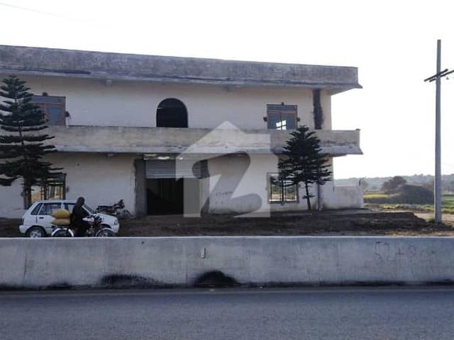 88 marla, double story building ideal for banquet hall / factory/ restaurant / petrol pump