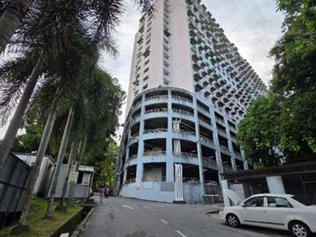 88 Puncak Erskine Apartment