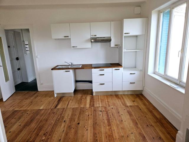 88 ROUTE DE ST ROMAIN 69450 ST CYR AU MONT D OR