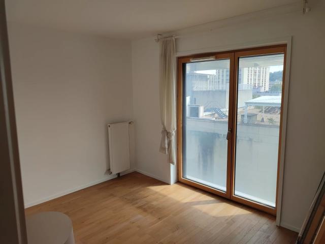88G197_F2 à louer à PANTIN