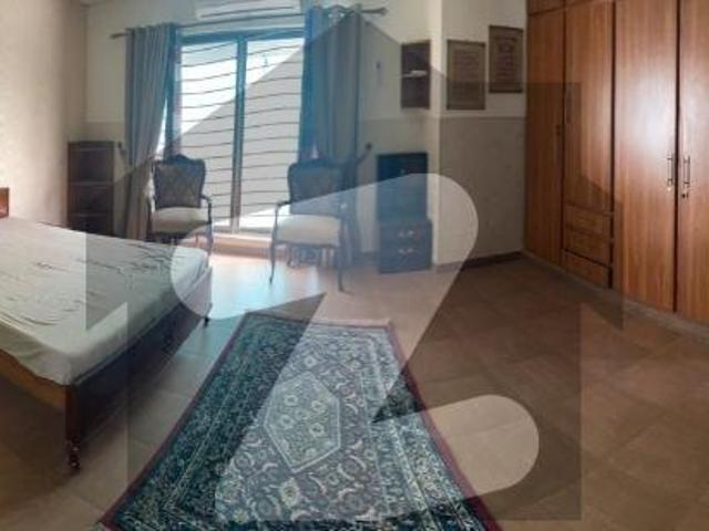 890 Square Feet Flat Is Available In The Centaurus