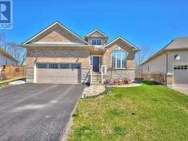 8913 Tallgrass Avenue, Niagara Falls Lyons Creek, ON, L2G 0E.