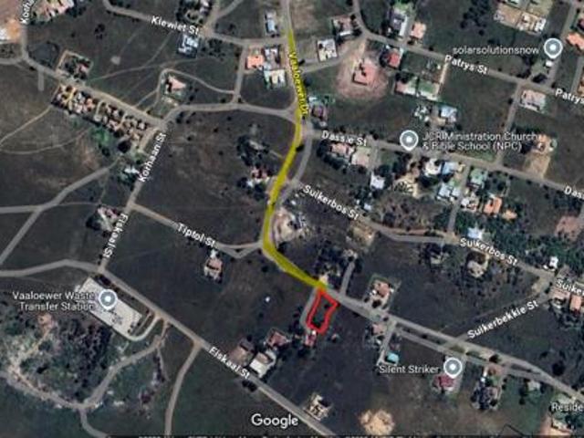 892 m² Land available in Vaaloewer