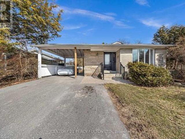 893 Douglas Avenue, Pickering, ON, L1W 1N7 house for sale | Listing ID E12072 | Royal LePage