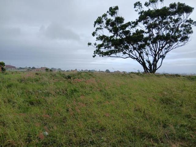 893 m² Land available in Wavecrest