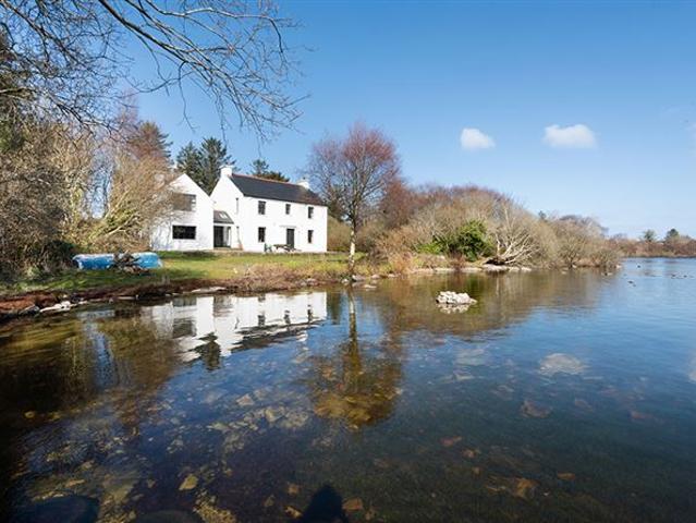 895,000 | Sessiagh, Woodhill, Dunfanaghy, Donegal Robinson Estate Agents 5011 MyHome. Ie Residential