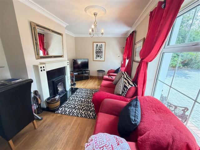 895,000 | 4 Landsborough Close, Moneygurney, Rochestown, Cork Barry Auctioneers & Valuers 5019 MyHome. Ie Residential