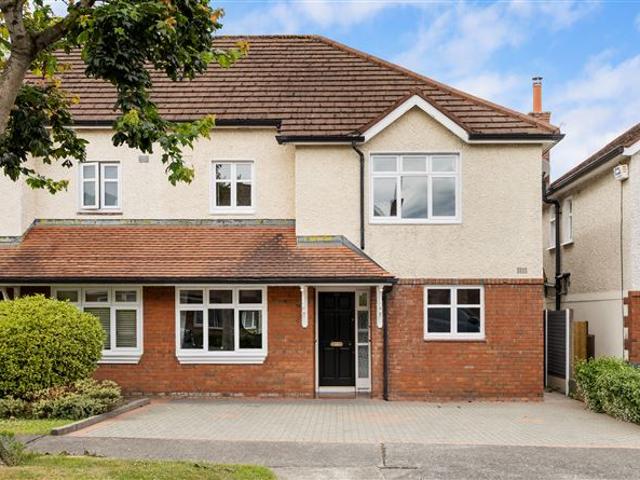 895,000 | 69 Hampton Park, St Helen's Wood, Booterstown, County Dublin Vincent Finnegan 5010 MyHome. Ie Residential