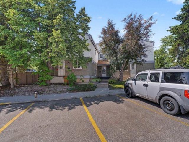 895 Erin Place Nw, Edmonton, AB, T5T 1M6 townhouse for sale | Listing ID E4499 | Royal LePage