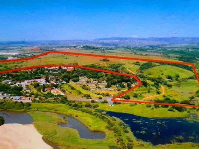 897 m² Land available in Shelly Beach