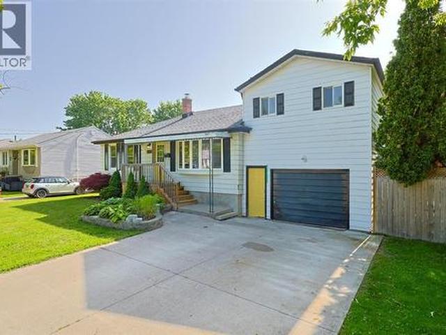 898 Grandview Avenue, Sarnia, ON, N7V 3X2 house for sale | Listing ID 26015 | Royal LePage