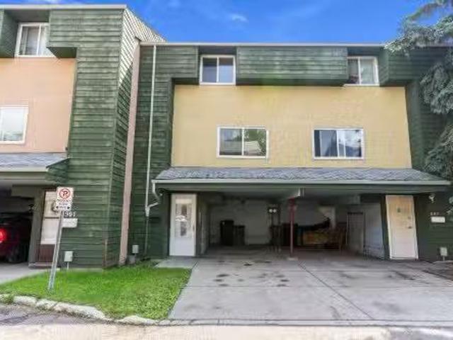 899 Abbotsfield Road Nw, Edmonton, AB, T5W 4R4 townhouse for.