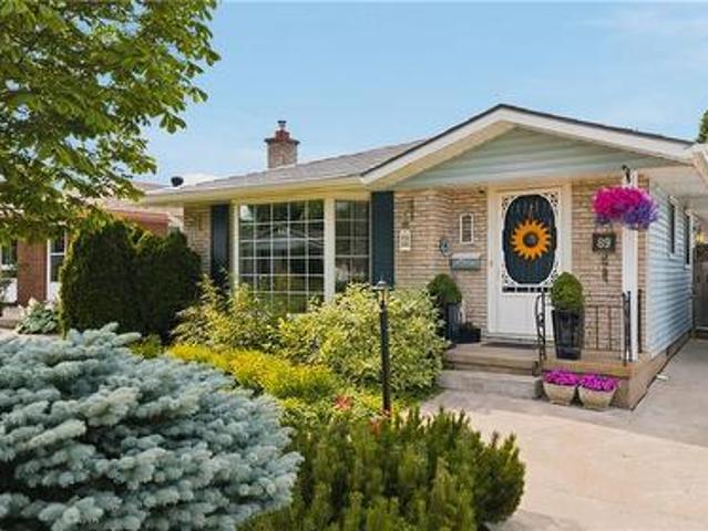 89 Geneva Crescent, Kitchener, ON, N2E 1M8 house for sale | Listing ID 40845 | Royal LePage