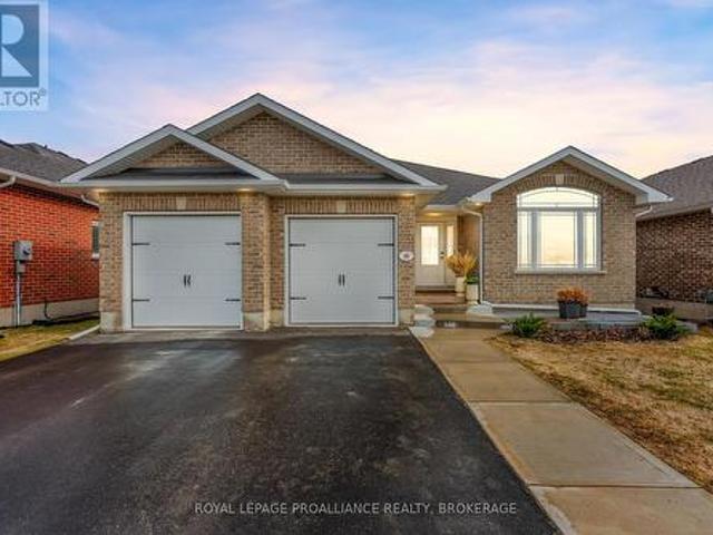 89 Hartwood Crescent, Greater Napanee, ON, K7R 0A8 house for sale | Listing ID X13129 | Royal LePage