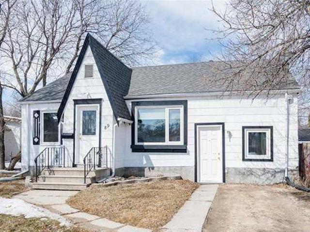 89 Hull Avenue Winnipeg MB R2M 0Z7 For Sale