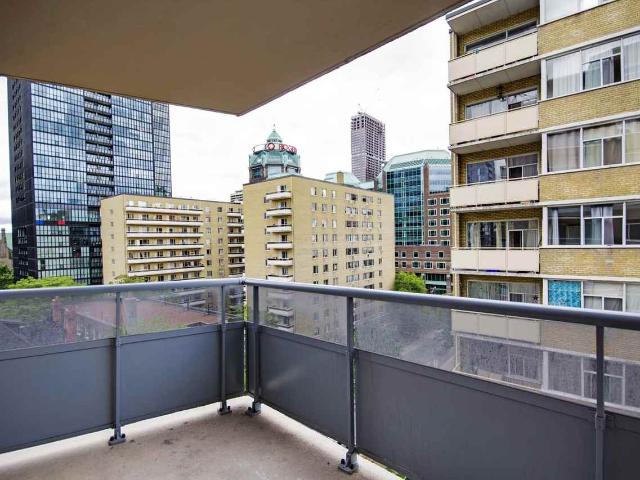 89 Isabella Street Studio Apartment for Rent at 89 Isabella St, Toronto, ON M4Y 1N8 The Village
