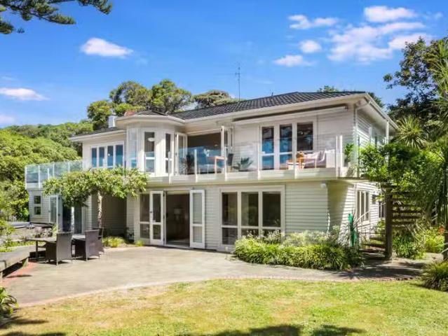 89 Paremata Road, Paremata, Porirua City For Sale