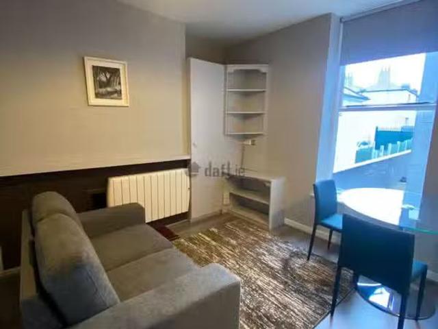 89 South Circular Road, Dublin 8 is for rent