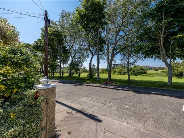 89 St Annes Square, Portmarnock, County Dublin Terry O'Reilly Auctioneers 4937 MyHome. Ie Residential