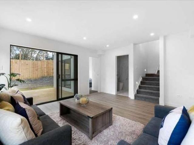 89E Oreil Avenue, West Harbour, Waitakere City