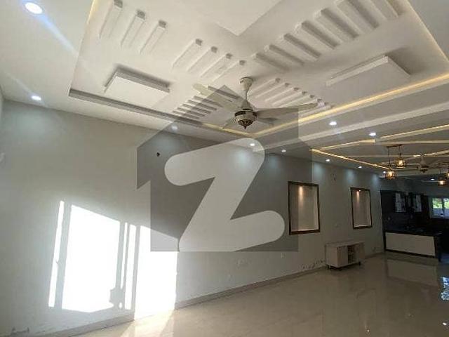 8 M House Available For Sale Bhria Enclave