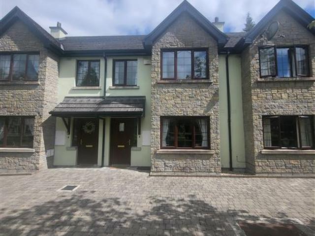 8 Mac Raghnaill Court, Lough Rynn, Mohill, Leitrim Abbey Property Sales 4925 MyHome. Ie Residential