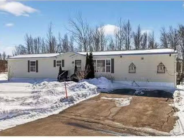 8 Maple Ridge Lane, Riverview, NB, E1B 5H6 house for sale L.