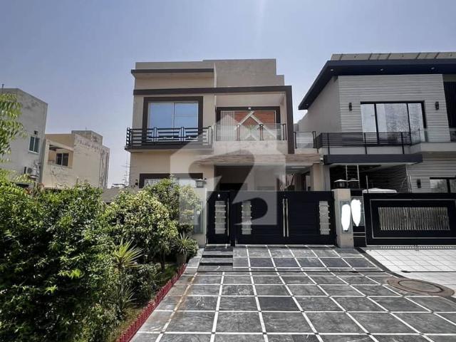 8 Marla Modern Designed Luxury Bungalow For Sale At Prime Location In DHA Phase 6