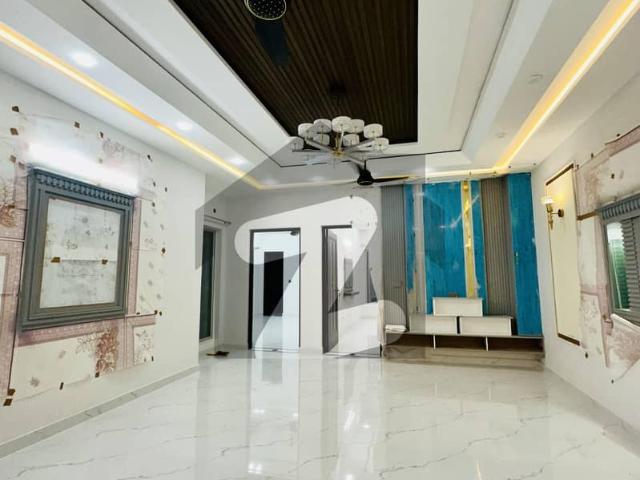8 Marla Modern Designer House For Sale