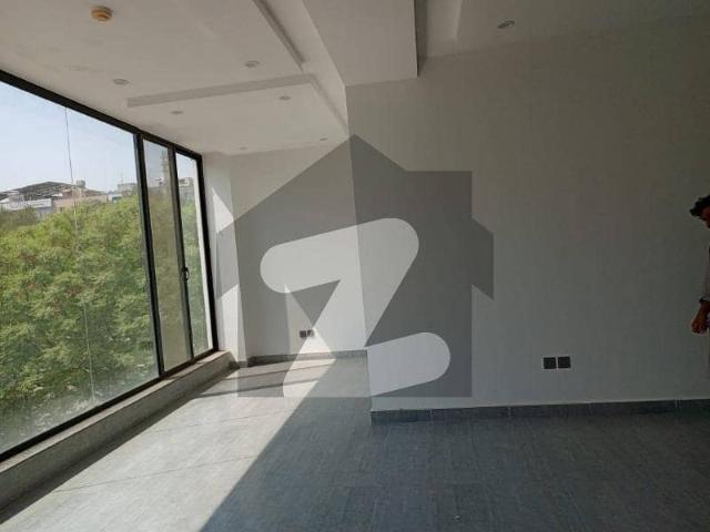 8 Marla Office For Rent