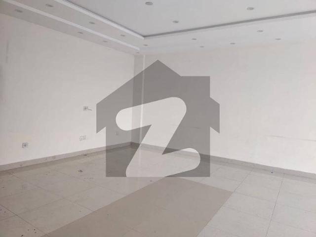 8 Marla Office Floor For Rent In DHA Phase 5 Ideal Location