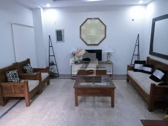 8 Marla Building For SALE In Central Park Housing Soceity, Lahore