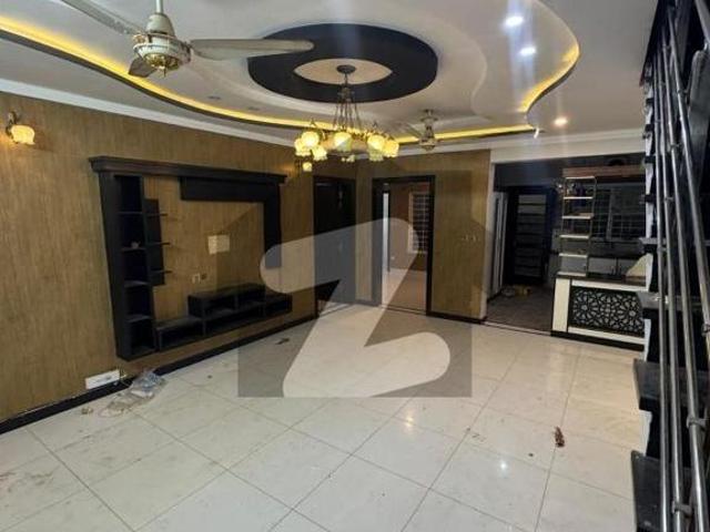 8 Marla Beautiful House for Rent in Umer Block, Bahria Town Double Story Bahria Town Phase 8 Umer Block