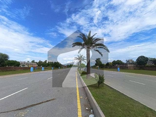 8 Marla Commercial Plot Available for Sale Bahria Nasheman Lahore