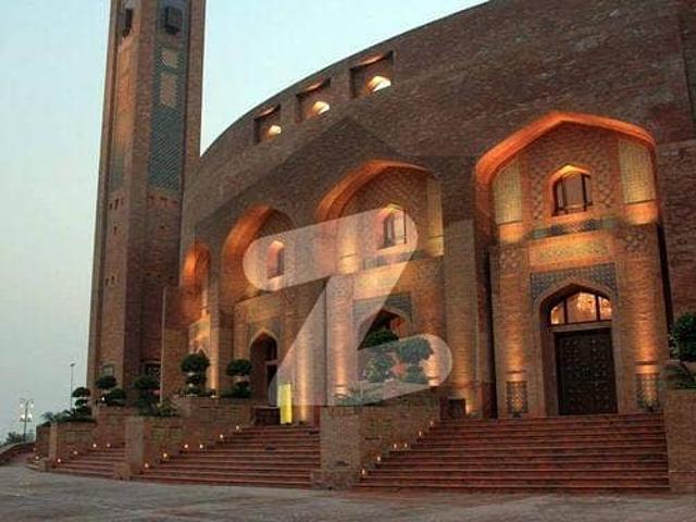 8 Marla Commercial Plot Situated In Bahria Town Quaid Block For Sale