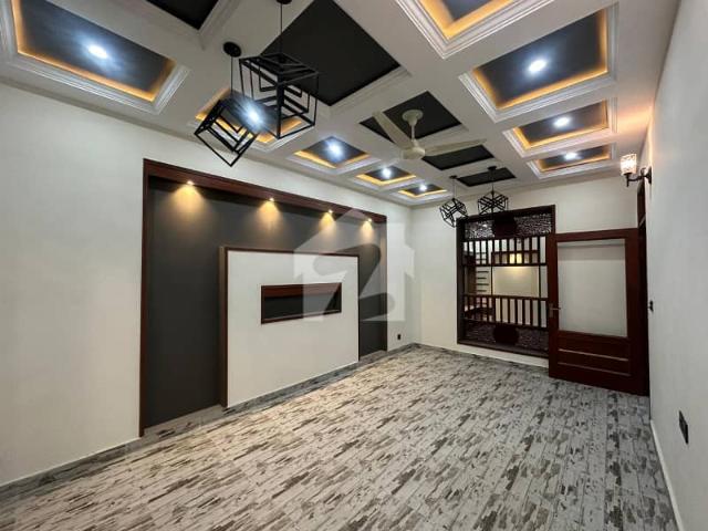8 Marla Corner, Double Story House For Sale