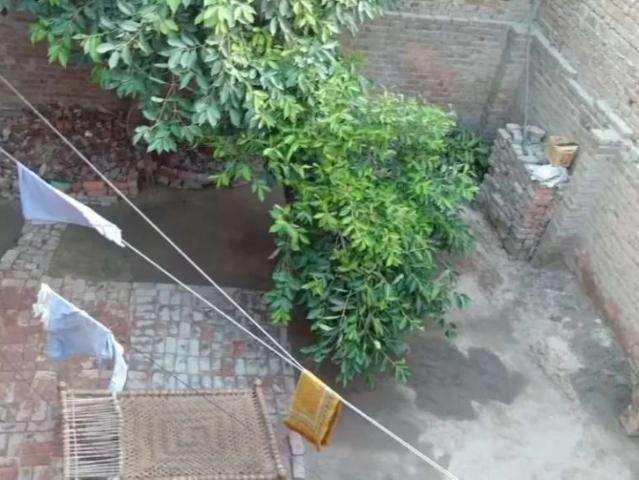 8 marla corner house for sale, demand 50 lac Multan ID 20538