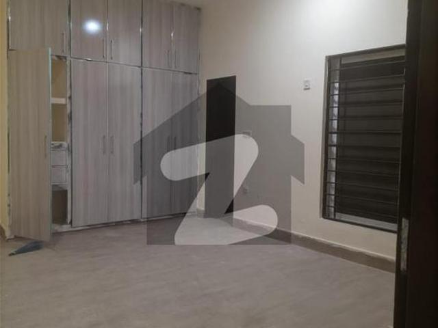 10 Marla Upper Portion For Rent Wapda Town Phase 2
