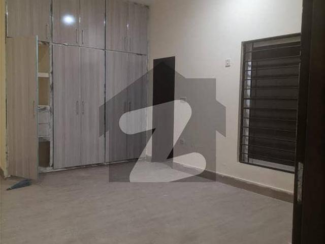 10 Marla Upper Portion For Rent Wapda Town Phase 2