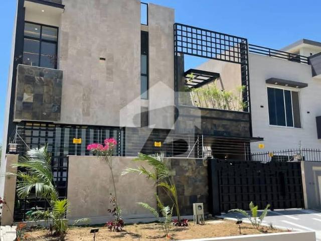 8 Marla Extra Land + Double Height 10 Marla House @6.50 Cr E Block Sector B17 Islamabad