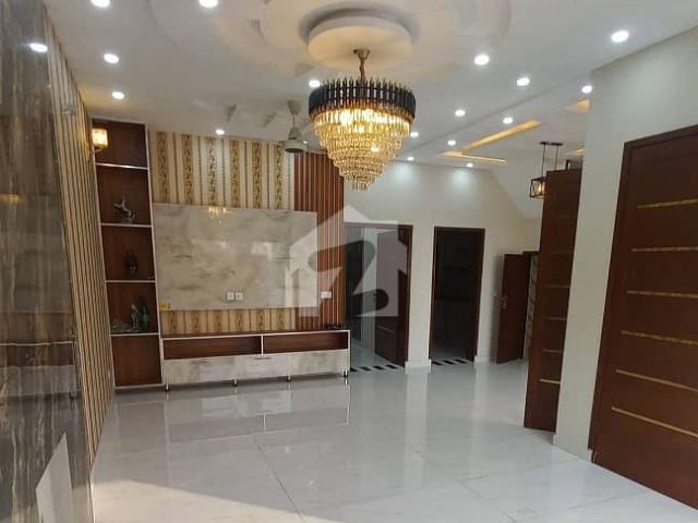 8 Marla Full House Available For Rent In Faisal Town F 18