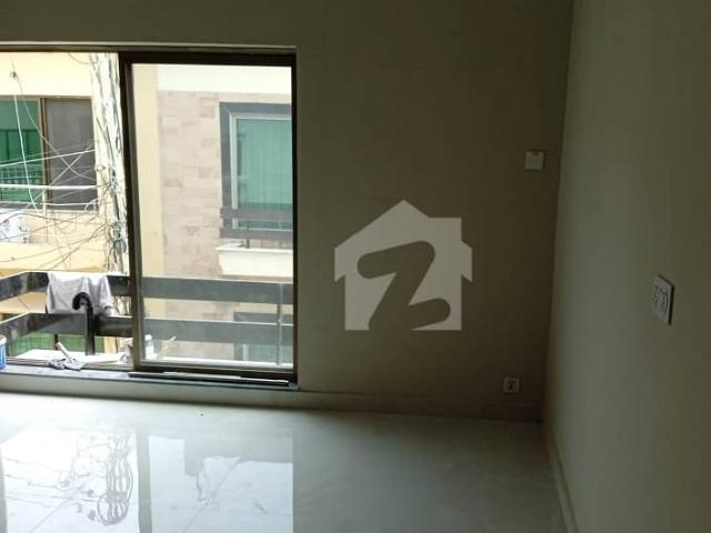 8 Marla Full House Available For Rent In Sarwar Road