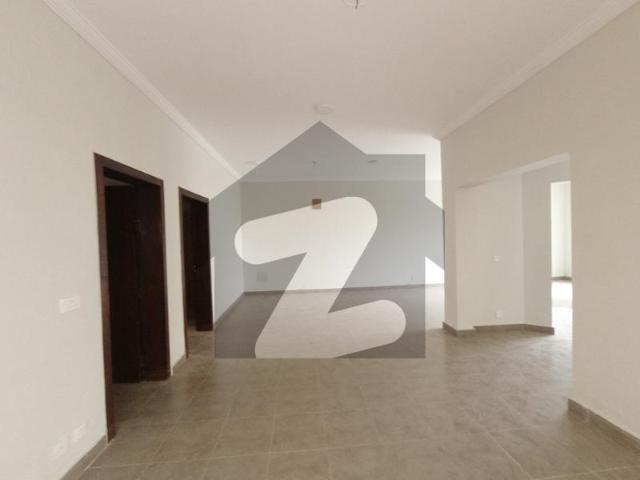 8 Marla Full House Available For SALE Double Storey DHA Valley Oleander Sector