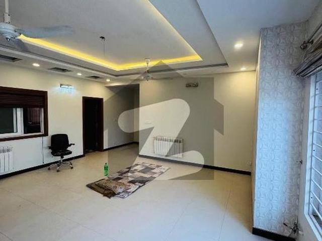 8 Marla Full House For Rent Near To Markaz And Family Park D 12