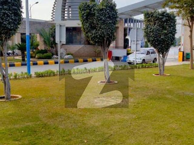 8 Marla Facing Park Plot FoR Sale Bahria Nasheman